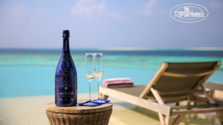 Hotel photo Kudadoo Maldives Private Island by Hurawalhi 5*