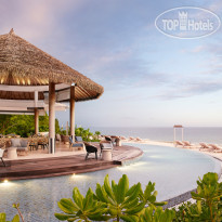 Le Meridien Maldives Resort & Spa 