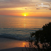 Nazaki Residences Beach Hotel 