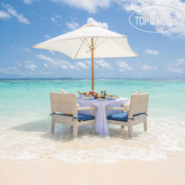 Kuredhivaru Resort and Spa Обед на свежем воздухе