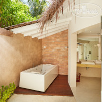Sun Siyam Vilu Reef Jacuzzi Deluxe Beach Villa