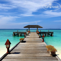The Barefoot Eco Hotel