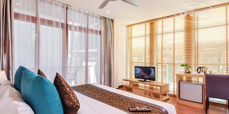 Hotel photo Triton Beach Hotel & Spa 3*
