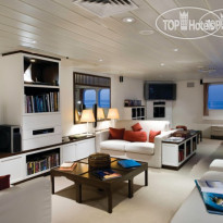 Four Seasons Explorer