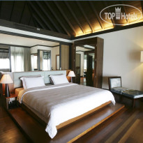 Coco Bodu Hithi Water Villa