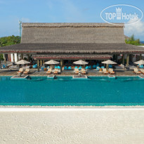 Grand Park Kodhipparu INFINITY POOL