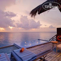 Grand Park Kodhipparu Reef Pool Water Villa