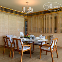 Kuda Villingili Resort Maldives The Suite Living room 2