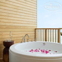 Centara Mirage Lagoon Maldives 