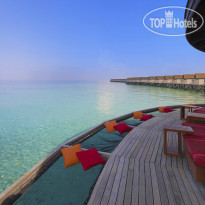 Centara Ras Fushi Resort & Spa Viu Bar