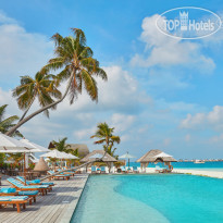 Kuredhi Pool в Angsana Velavaru 5*