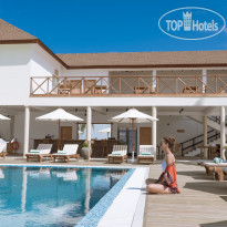 Reethi Faru Resort 