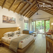 Reethi Faru Resort 