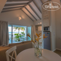 Le Nautique Luxury Waterfront Hotel 