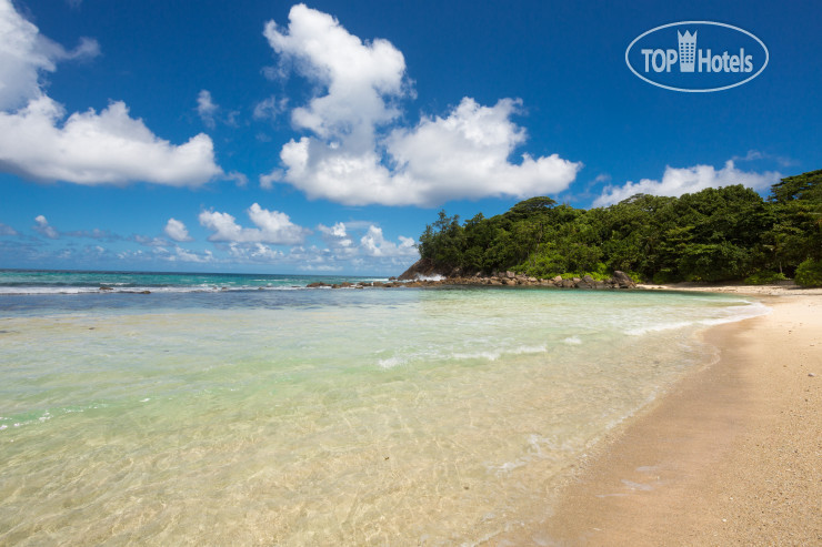 AVANI Seychelles Barbarons Resort & Spa
