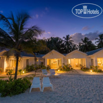 Le Nautique Beachfront Apartments Mahe 