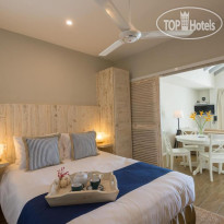 Le Nautique Beachfront Apartments Mahe 