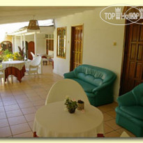 Beau Vallon Bungalows 