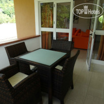 Cote dOr Apartments