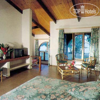 Coco de Mer Hotel and Black Parrot Suites