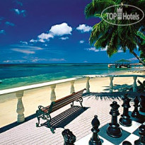 Coco de Mer Hotel and Black Parrot Suites