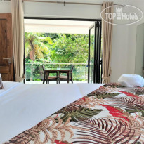 Palm Holiday Apartments