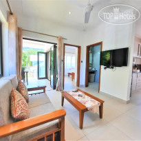 Palm Holiday Apartments