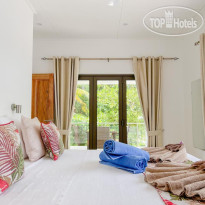 Palm Holiday Apartments