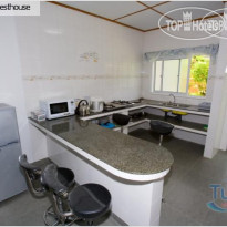 Hide Away Guesthouse 