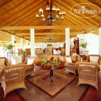 Alphonse Island Resort
