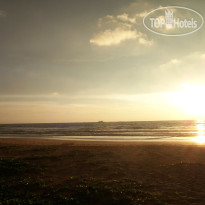 Warahena Beach Hotel