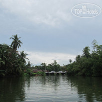 Warahena Beach Hotel
