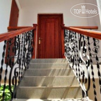 Amarit Лестница