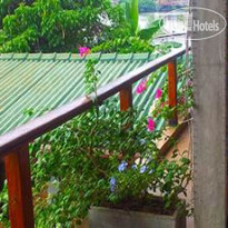 Thumbelina Apartments