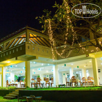 Riverside Araliya