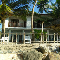 Rock Beach Villa Talpe 