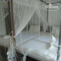 Rock Beach Villa Talpe 