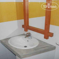 International Beach Hotel & Restaurant 