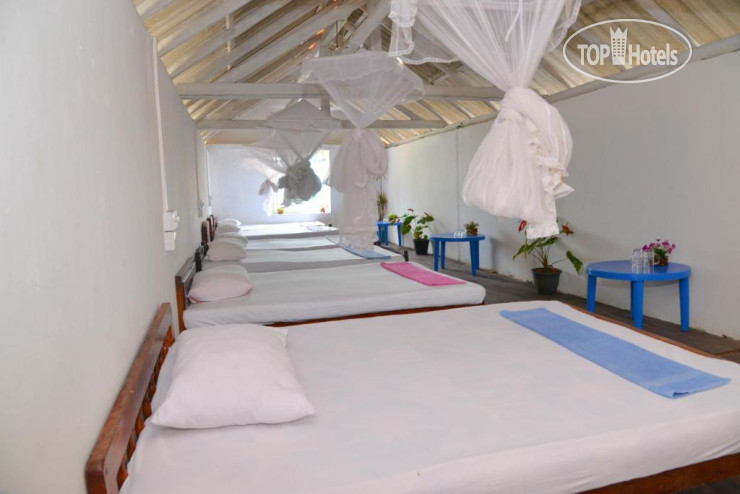 Hotelier's photos Travellers Hotel Hikkaduwa