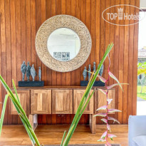 Ubuntu Beach Villas by Reveal