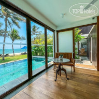 Ubuntu Beach Villas by Reveal