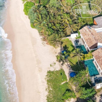 Ubuntu Beach Villas by Reveal