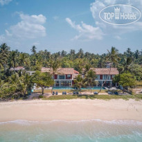Ubuntu Beach Villas by Reveal