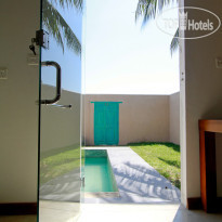 Divya Lagoon Resort