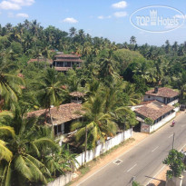 Sayura Beach Hotel 