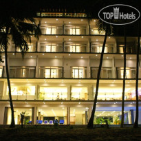 Sayura Beach Hotel 