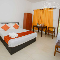 Escape Essence Unawatuna 