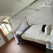 Happy Bay Guest House And Restaurant