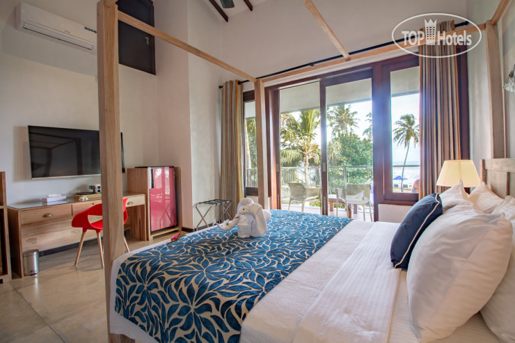 Parangi Weligama Bay