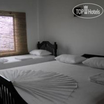 Tharusha Hoiday Inn
